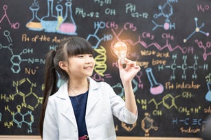 Beautiful girls have ideas for science.