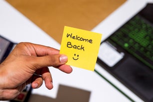 sticky note welcome back