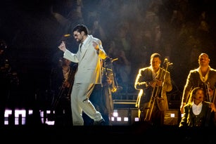 Debí Tirar Más Fotos World Tour  - Mexico City