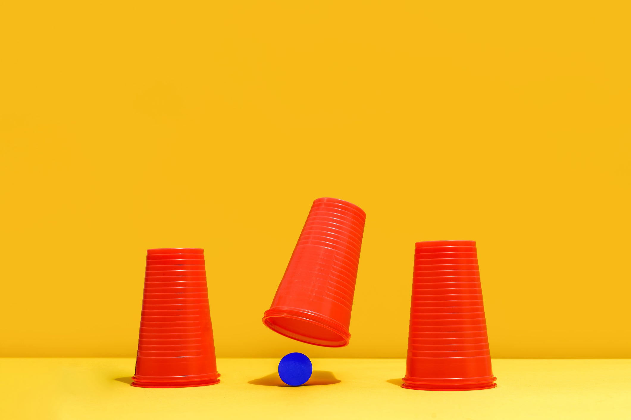 Cups and Ball Guessing Game (Shell Game)