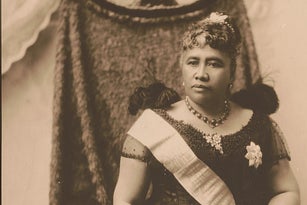 Black and white photograph of Queen Lili‘uokalani seated