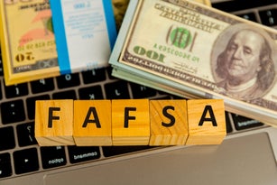 Fafsa. Student aid application form on the tablet.