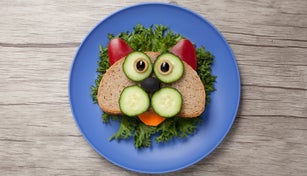 Cat made of bread and vegetables