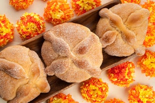Sweet bread called Pan de Muerto